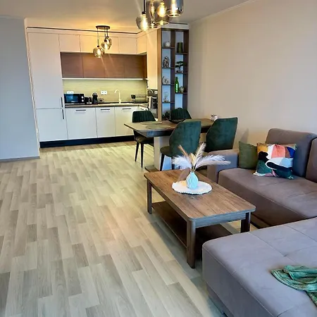La Veranda Apartment, Complex Carpe Diem, Free Parking & Swimming Pool Apartamento *