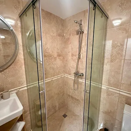 La Veranda Apartment, Complex Carpe Diem, Free Parking & Swimming Pool Apartment Balchik