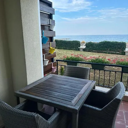 Apartment La Veranda Apartment, Complex Carpe Diem, Free Parking & Swimming Pool *
