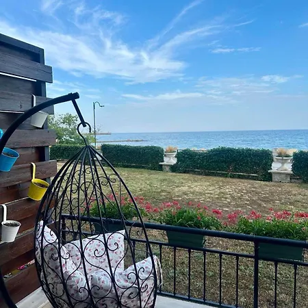 Apartment La Veranda Apartment, Complex Carpe Diem, Free Parking & Swimming Pool Balchik