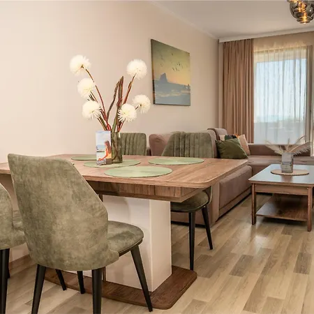 La Veranda Apartment, Complex Carpe Diem, Free Parking & Swimming Pool Apartment *