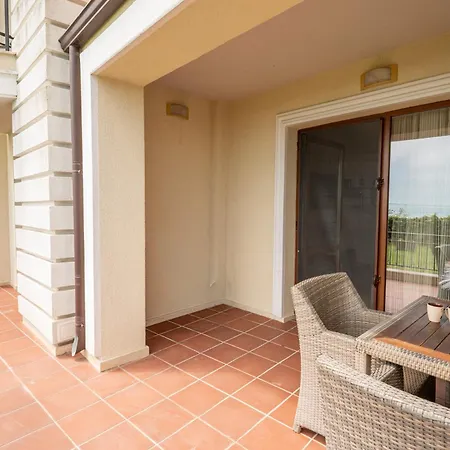 Apartment La Veranda Apartment, Complex Carpe Diem, Free Parking & Swimming Pool Balchik