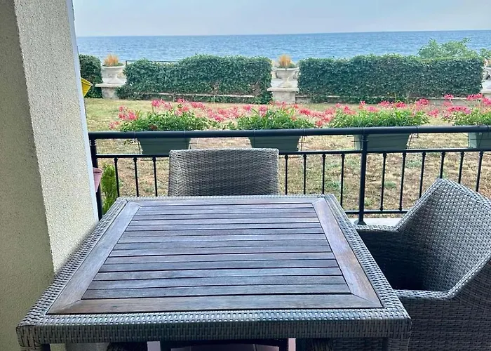 La Veranda Apartment, Complex Carpe Diem, Free Parking & Swimignpool 巴尔奇克